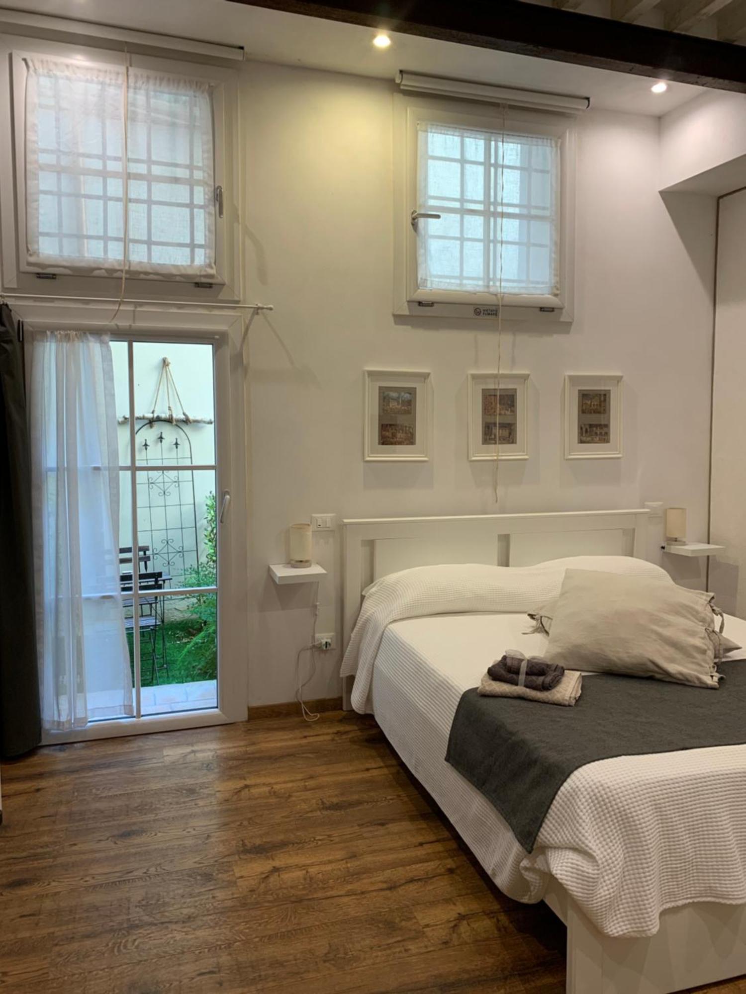 San Pierino Charming Rooms Lucca Exterior photo